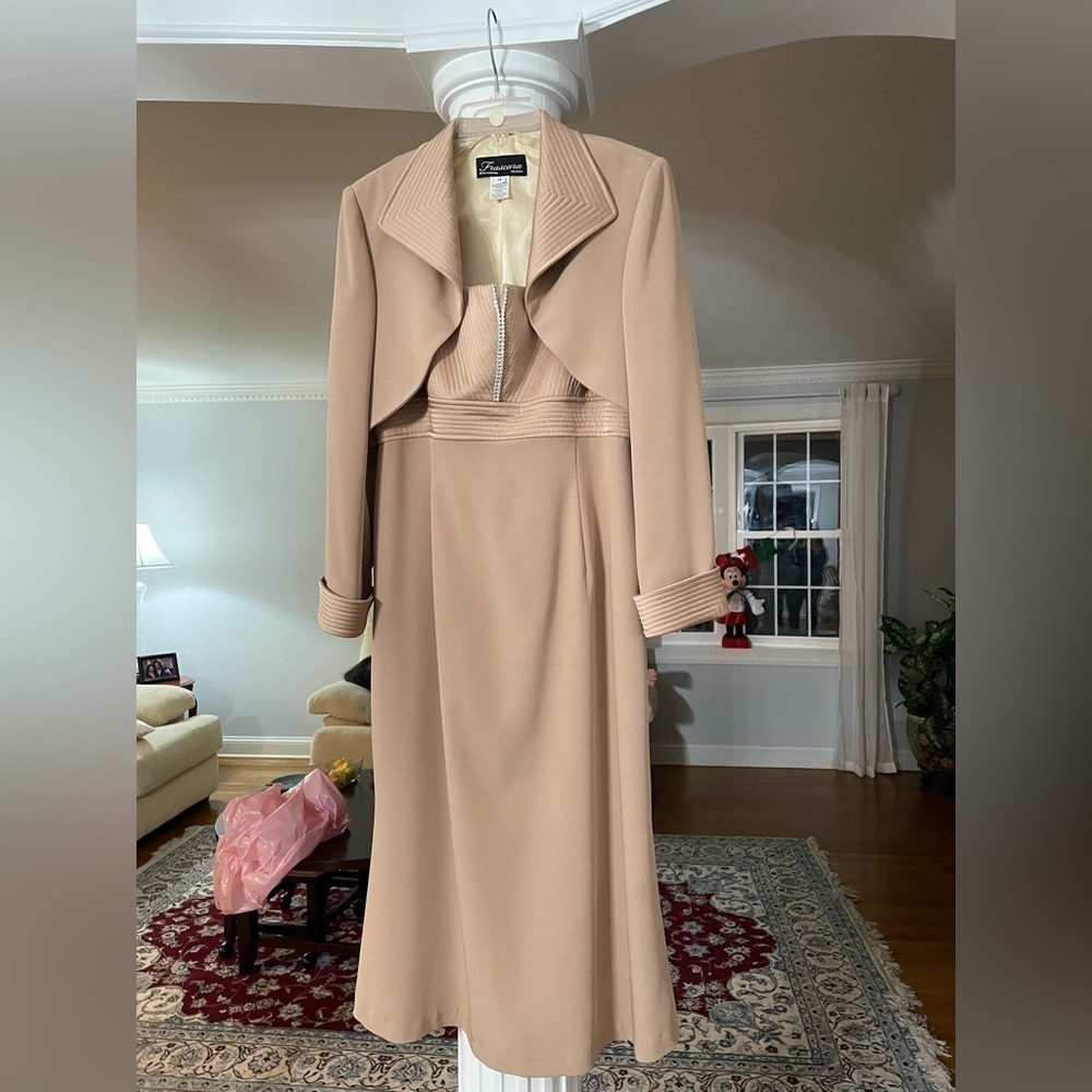 Franscara Beker Toronto tan satin special occasion formal gown & jacket
